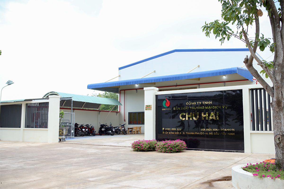 toan-canh-xuong-muoi-chu-hai-tai-tay-ninh