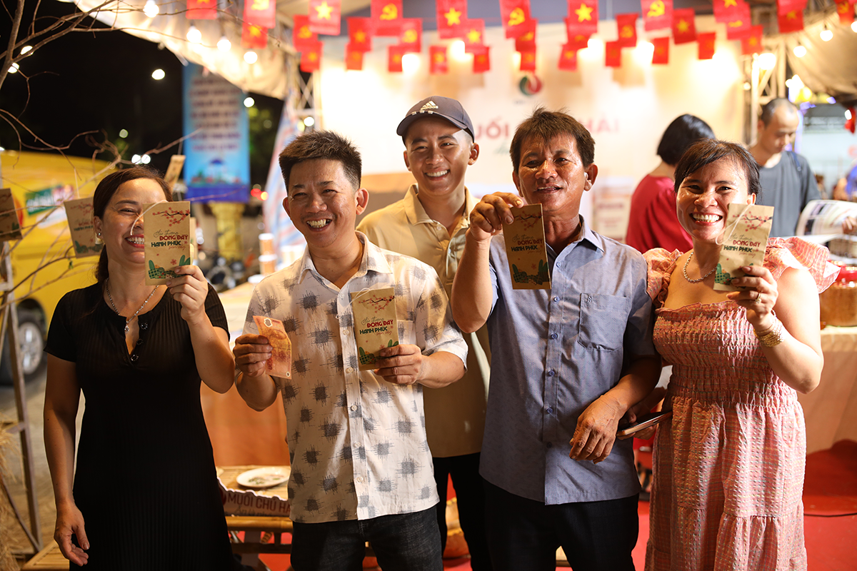 khach-hang-nha-nhieu-phan-thuong-hap-dan
