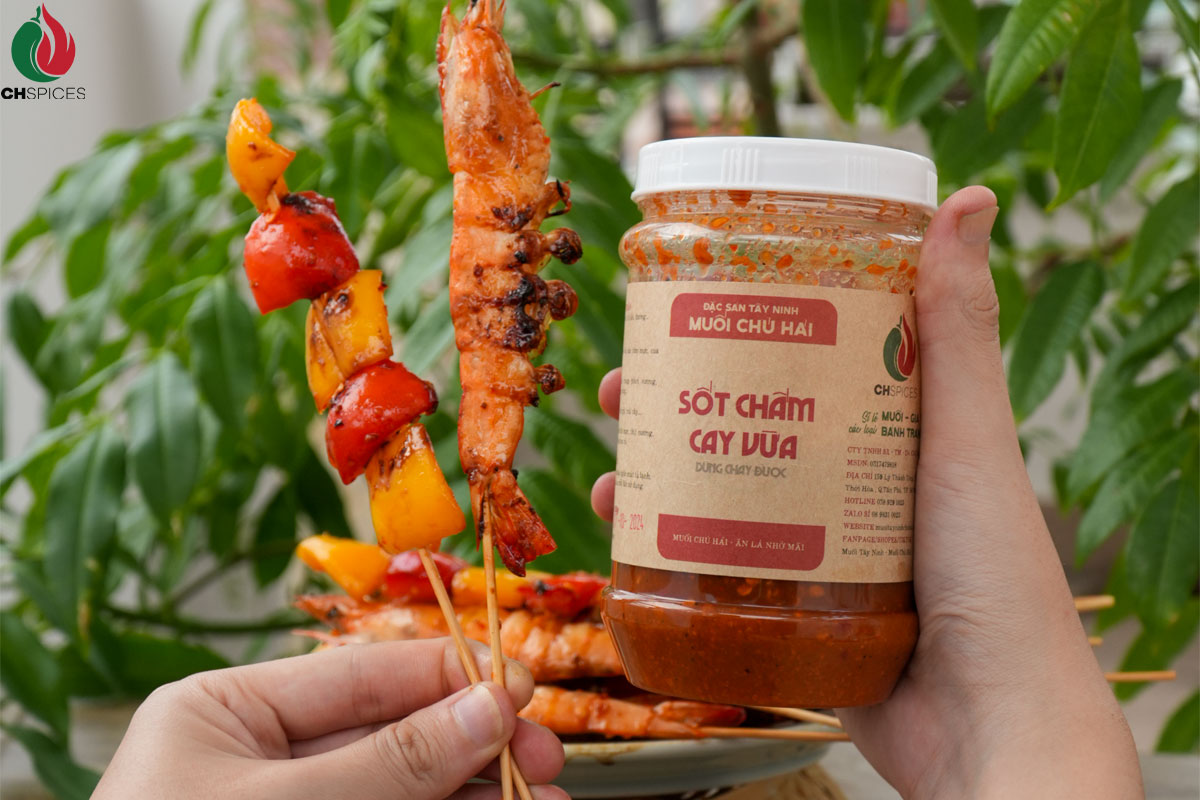sot-cham-chu-hai-dam-vi-phu-hop-voi-nhieu-mon-an